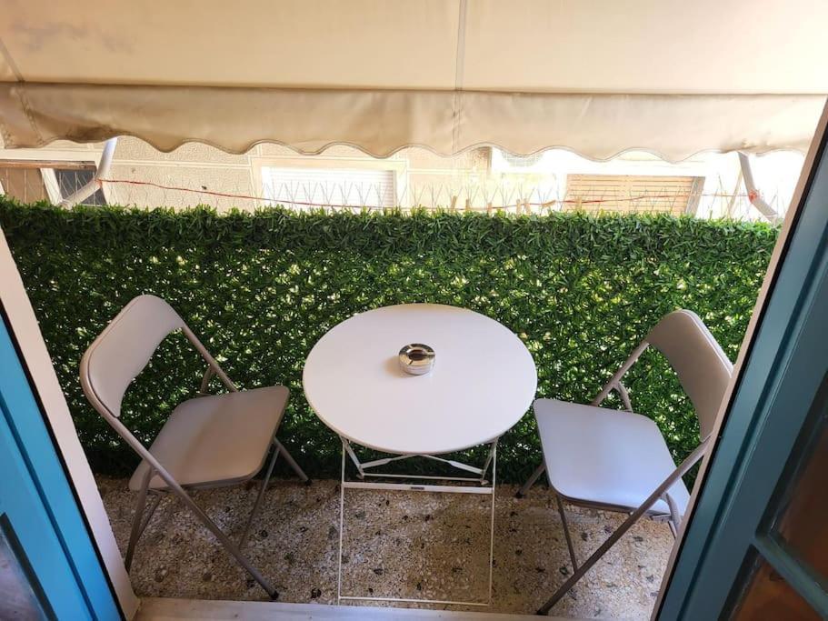 Viva La Frida Boho Apartment In Central Атина Екстериор снимка